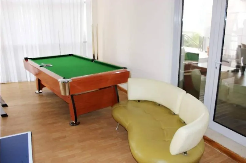 Lovely Studio Apartment In Dubai Marina