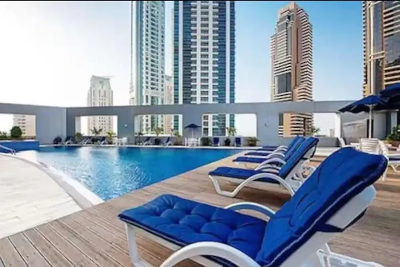 Lovely Studio Apartment In Dubai Marina