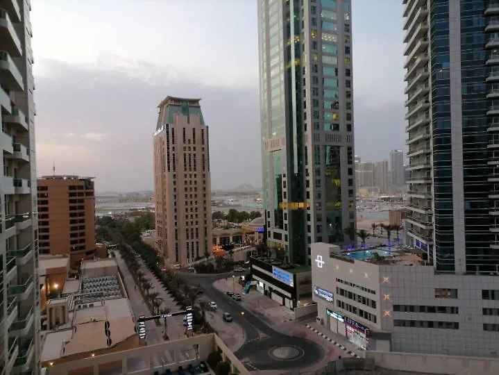 Lovely Studio Apartment In Dubai Marina